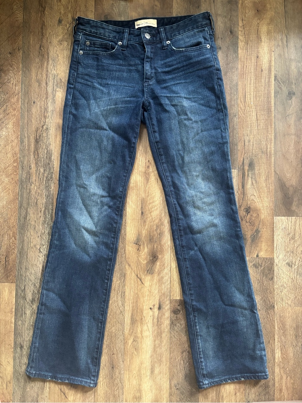 GAP woman’s  Bootcut Jeans in Dark Blue Wash